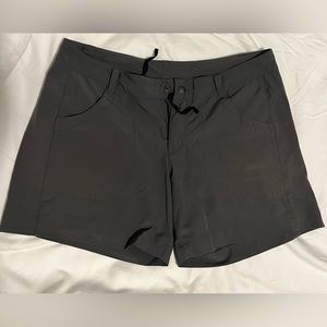 Patagonia short size 6